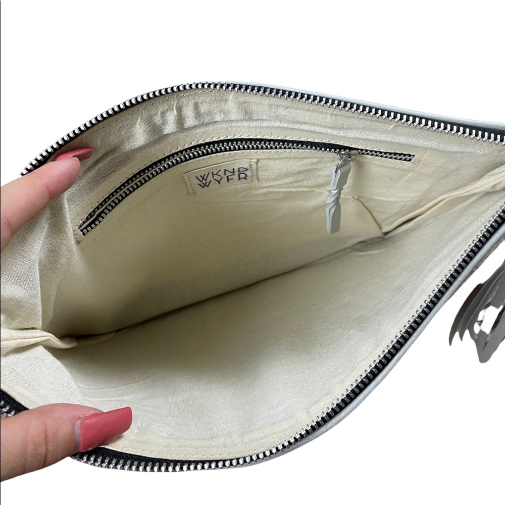 WKND WYFR • coral sands buffalo check clutch tassle zip NWT - Picture 2 of 4